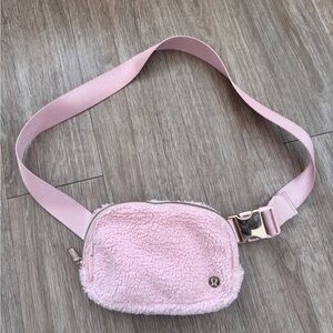 Pink Lululemon Sherpa belt bag
